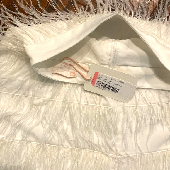 Gianni Bini White Feather Mini Skirt - Picture 3 of 3